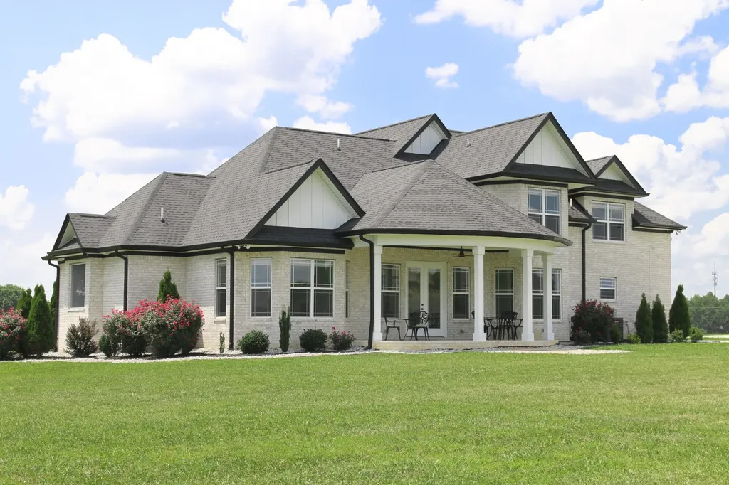2487 Tom Austin Highway Greenbrier TN 37073