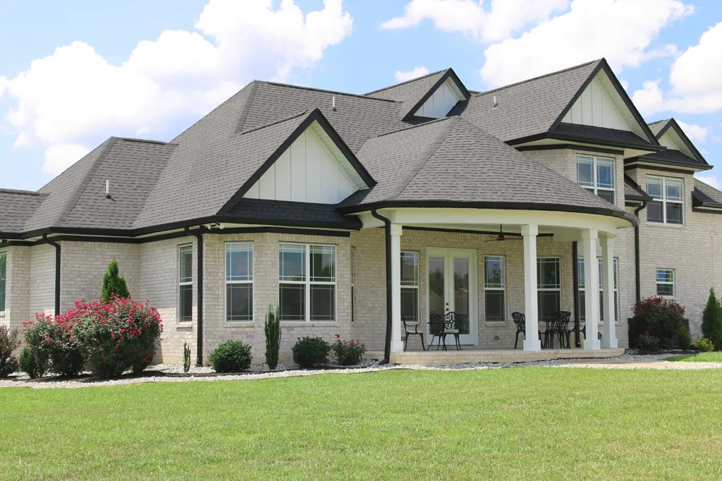 2487 Tom Austin Highway Greenbrier TN 37073
