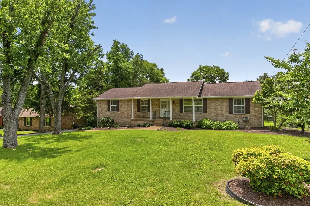 102 Cedar Springs Trail Hendersonville TN 37075