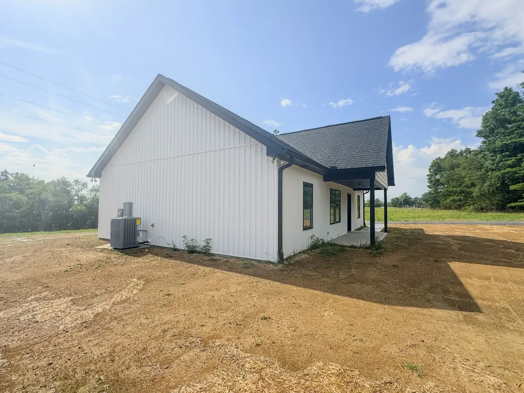4701 Scottsville Road Lafayette TN 37083
