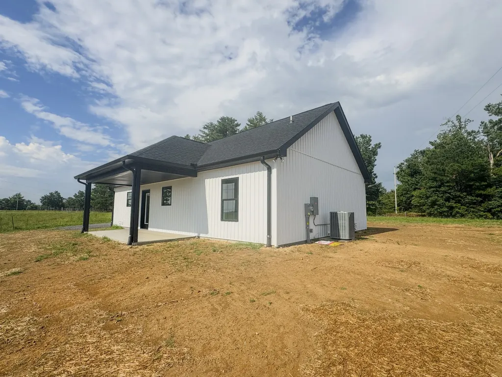 4701 Scottsville Road Lafayette TN 37083