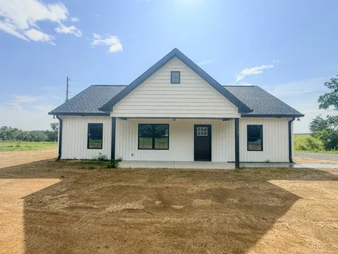 4701 Scottsville Road Lafayette TN 37083