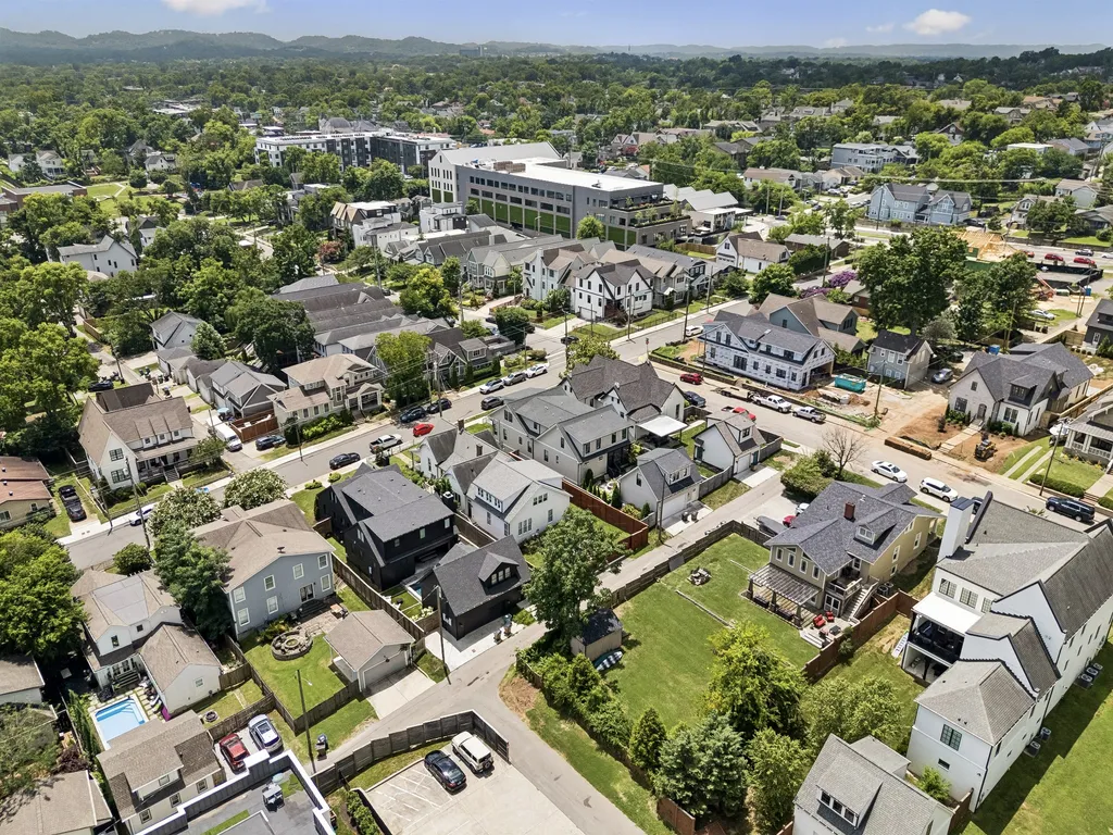 1012 Lawrence Avenue Nashville TN 37204