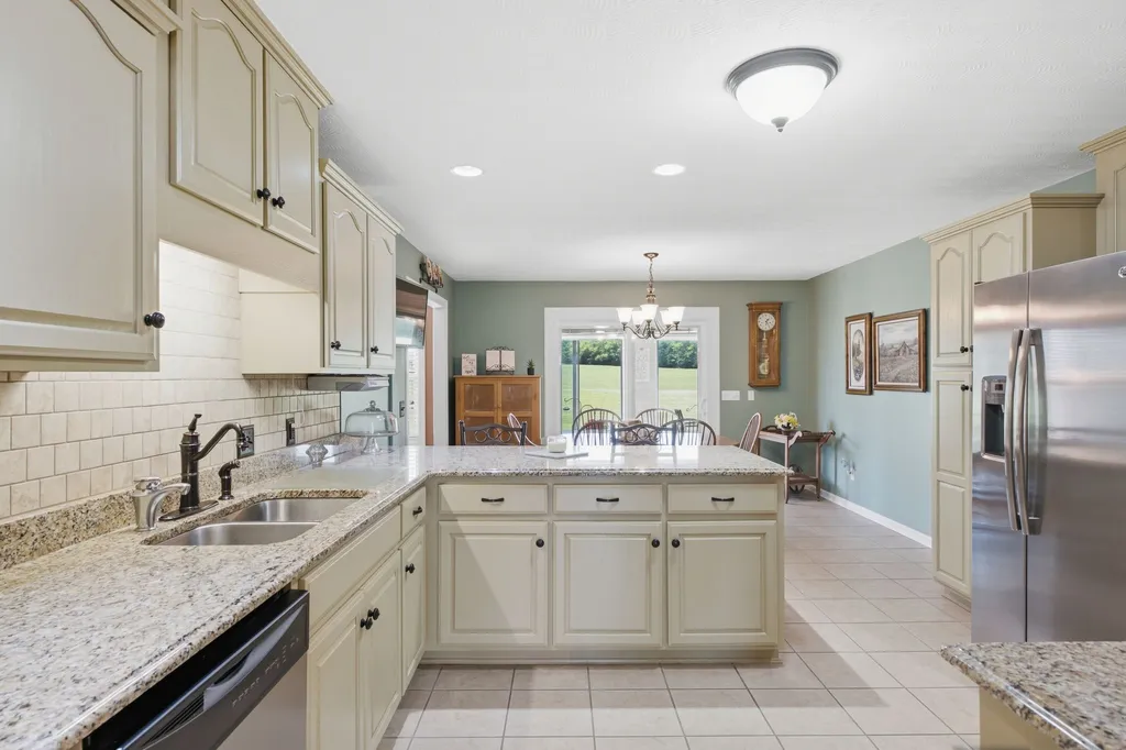 128 Deshea Creek Road Gallatin TN 37066