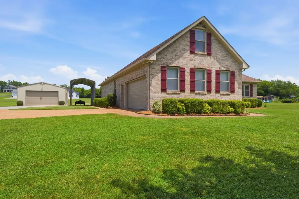 128 Deshea Creek Road Gallatin TN 37066