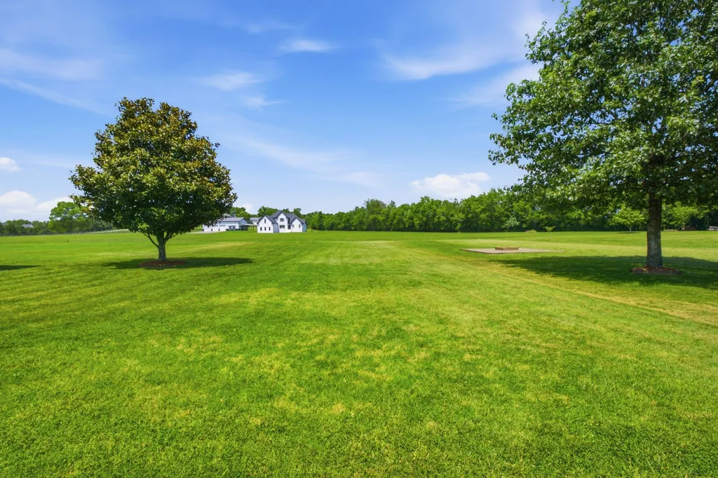 128 Deshea Creek Road Gallatin TN 37066