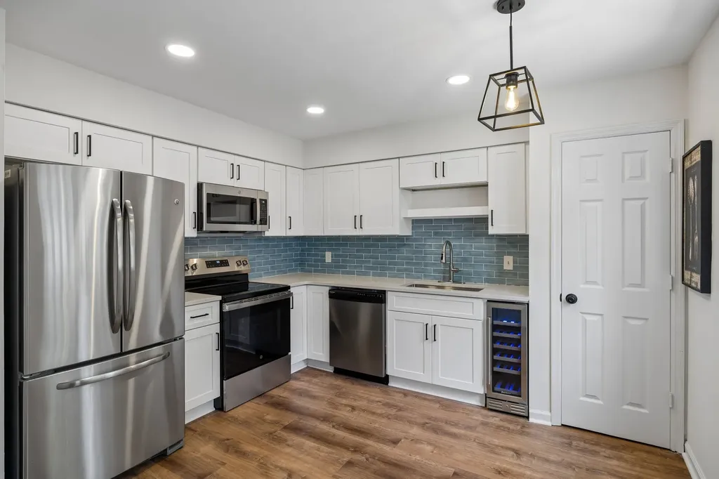 200 N Royal Oaks Boulevard Franklin TN 37067