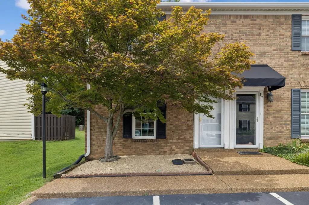 200 N Royal Oaks Boulevard Franklin TN 37067