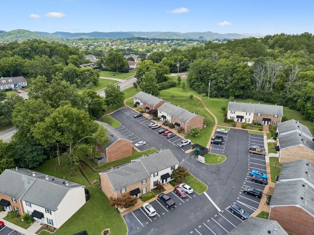 200 N Royal Oaks Boulevard Franklin TN 37067