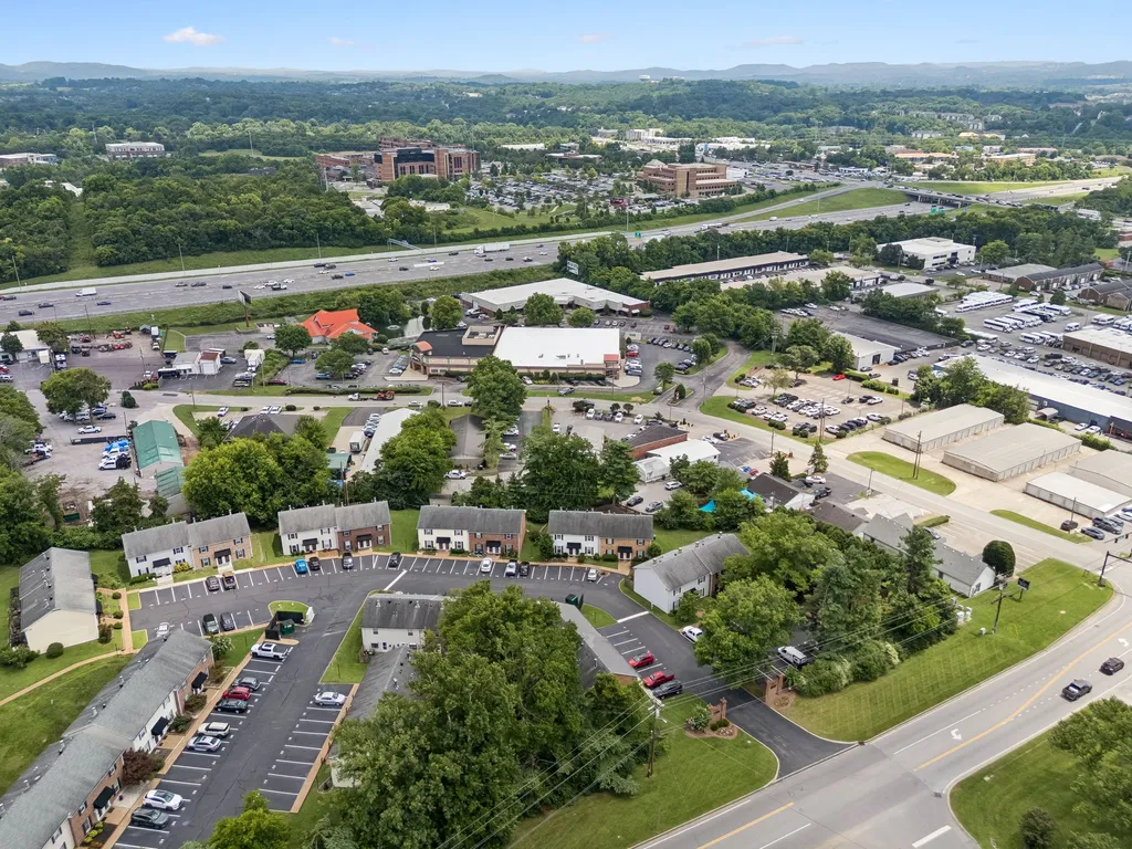 200 N Royal Oaks Boulevard Franklin TN 37067