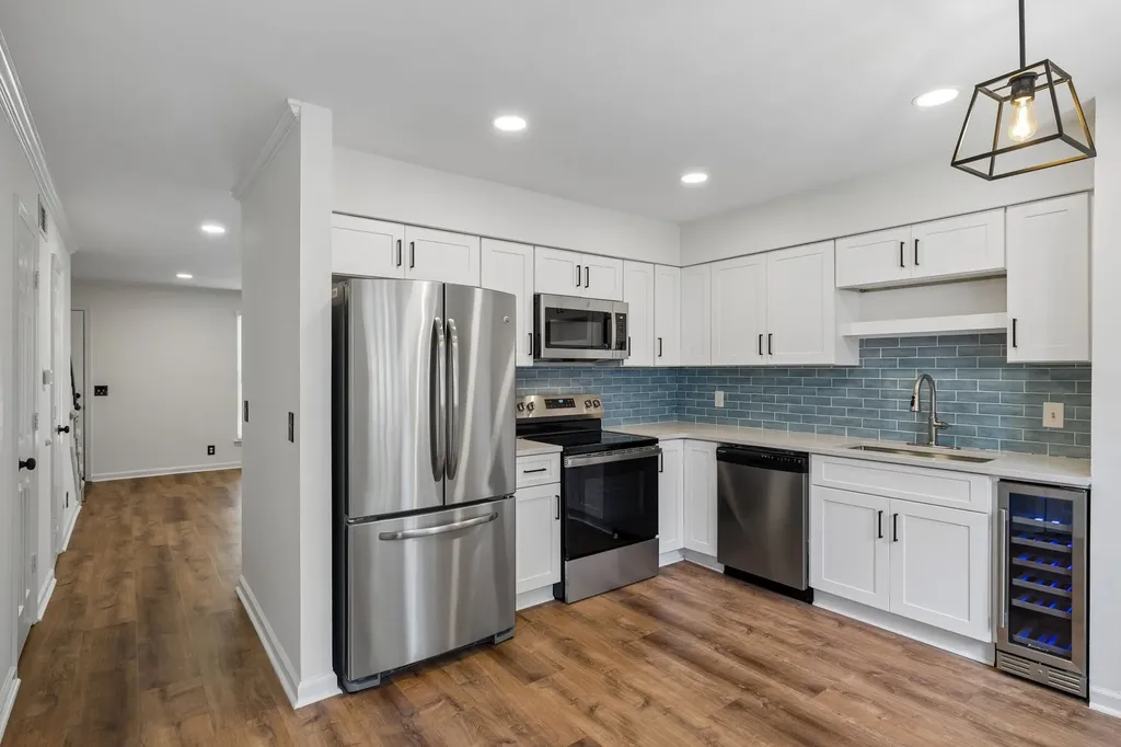 200 N Royal Oaks Boulevard Franklin TN 37067