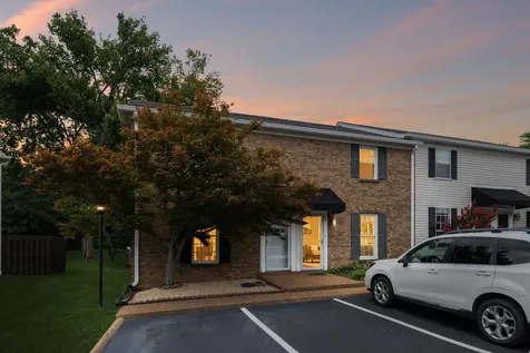 200 N Royal Oaks Boulevard Franklin TN 37067