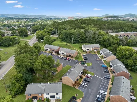 200 N Royal Oaks Boulevard Franklin TN 37067