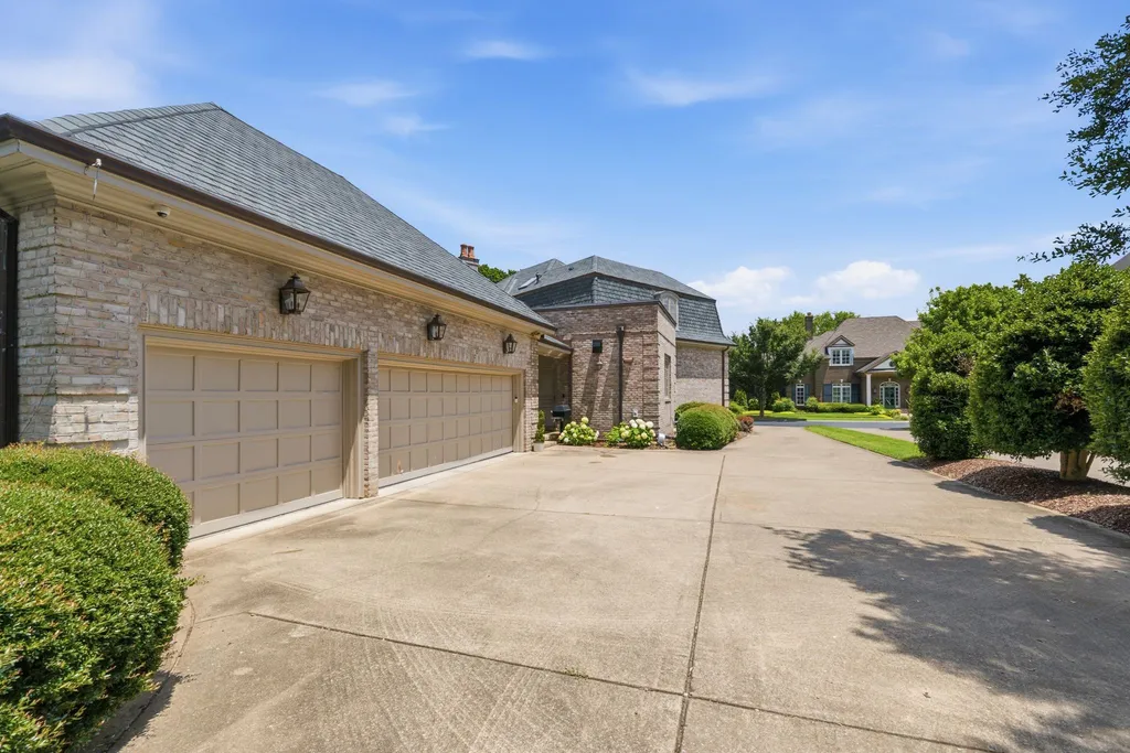 540 Close Lane Nashville TN 37205
