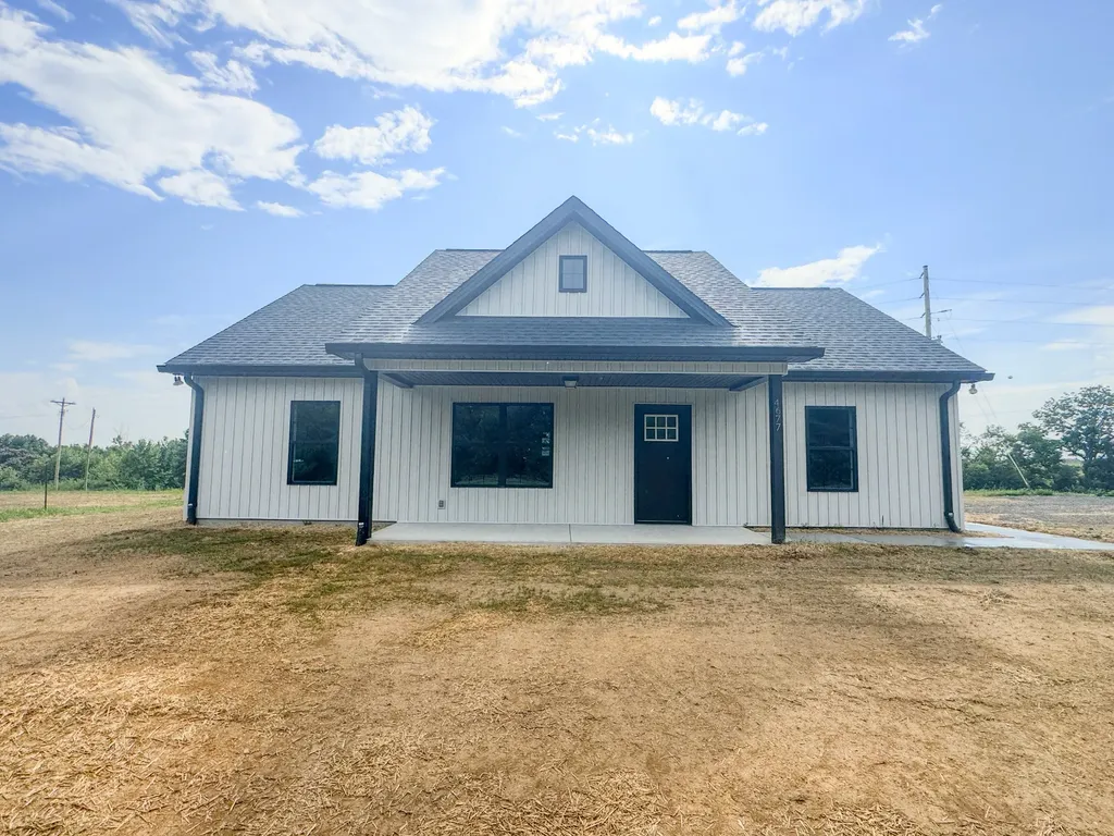 4677 Scottsville Road Lafayette TN 37083