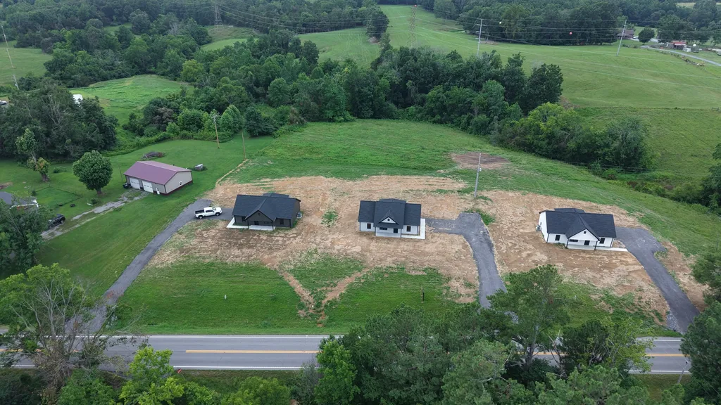 4677 Scottsville Road Lafayette TN 37083