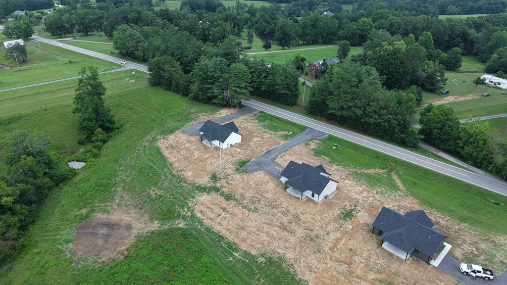 4677 Scottsville Road Lafayette TN 37083