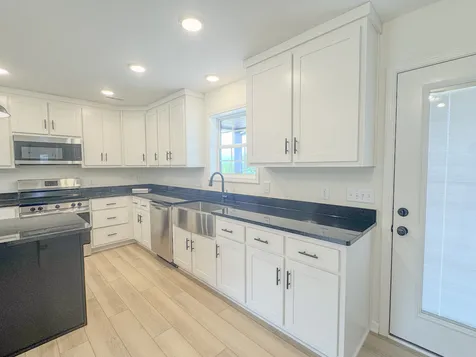 4677 Scottsville Road Lafayette TN 37083