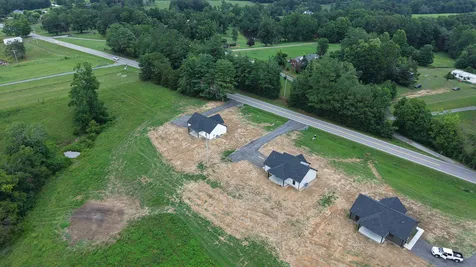 4677 Scottsville Road Lafayette TN 37083