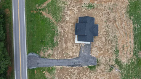 4677 Scottsville Road Lafayette TN 37083