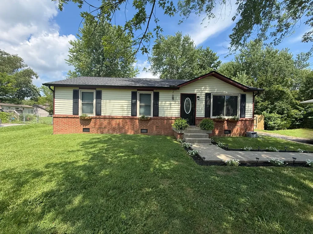 911 Ryan Drive Clarksville TN 37042