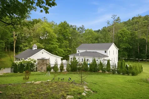 5432 Parker Branch Road Franklin TN 37064