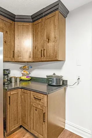 38 N Old Military Road Summertown TN 38483
