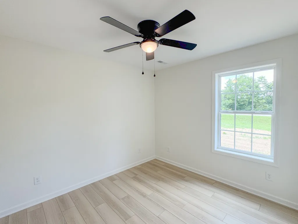 4649 Scottsville Road Lafayette TN 37083