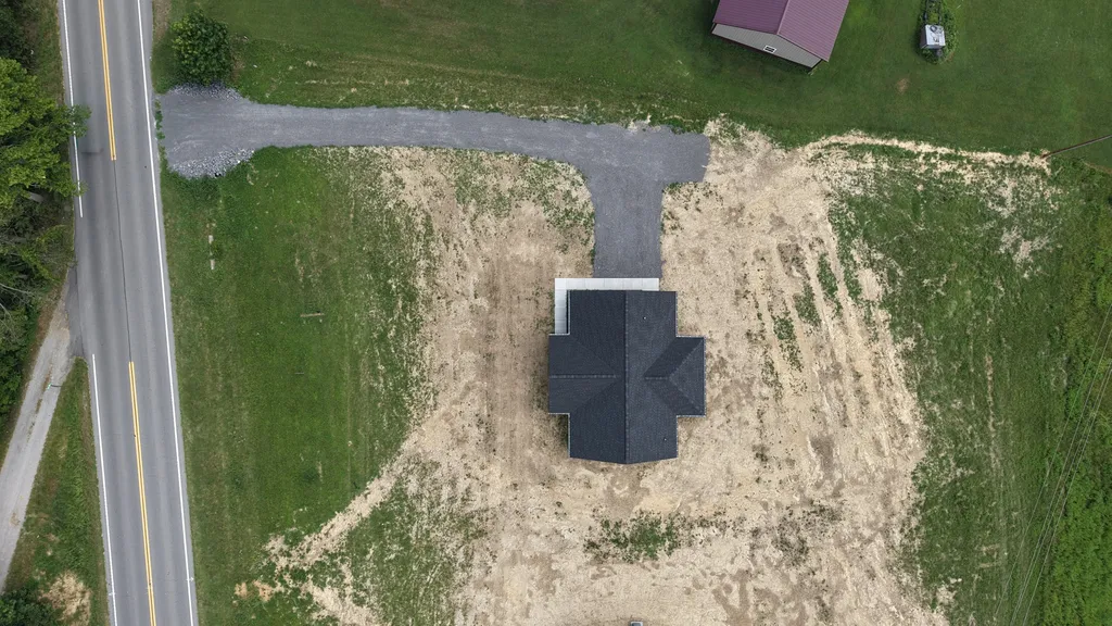 4649 Scottsville Road Lafayette TN 37083