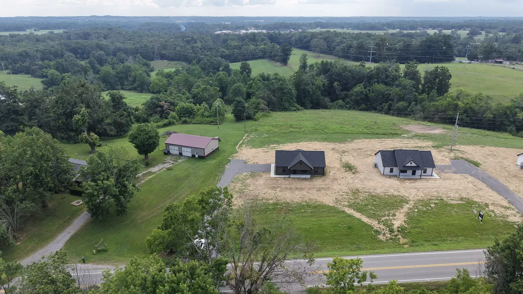 4649 Scottsville Road Lafayette TN 37083
