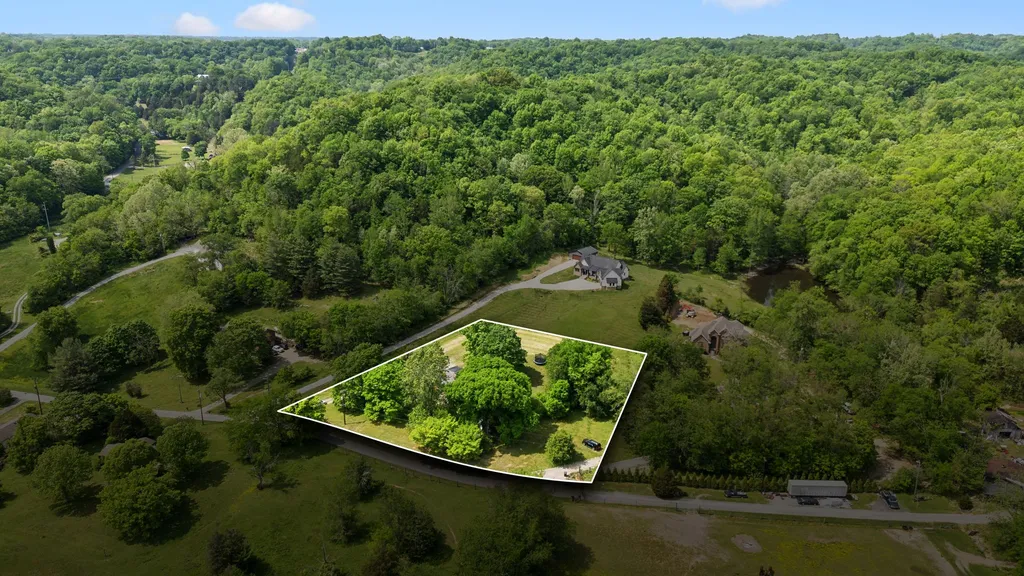 1155 Ridge Hill Road Goodlettsville TN 37072