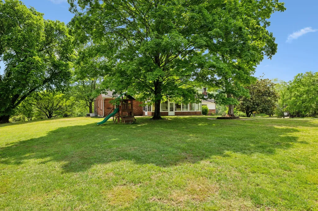 1155 Ridge Hill Road Goodlettsville TN 37072