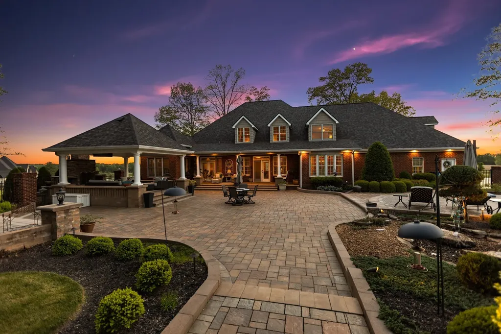 446 Waterford Drive Manchester TN 37355