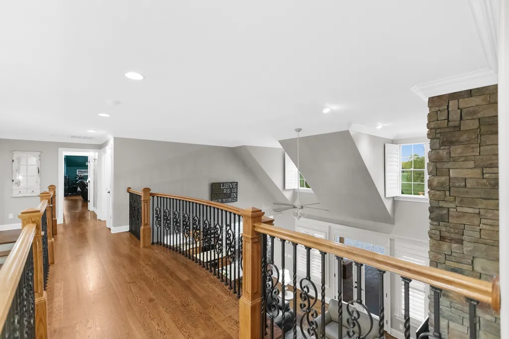 446 Waterford Drive Manchester TN 37355