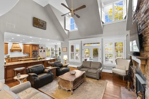 446 Waterford Drive Manchester TN 37355