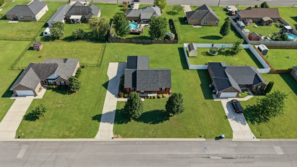 2732 Ridgewood Drive Christiana TN 37037