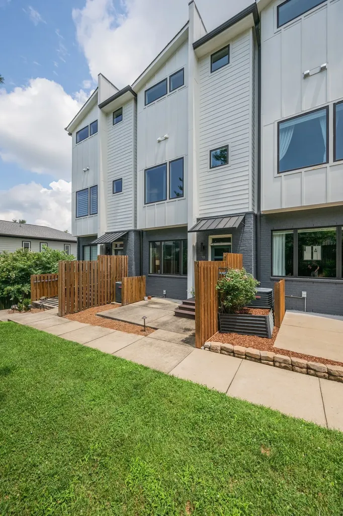 239 White Bridge Pike Nashville TN 37209