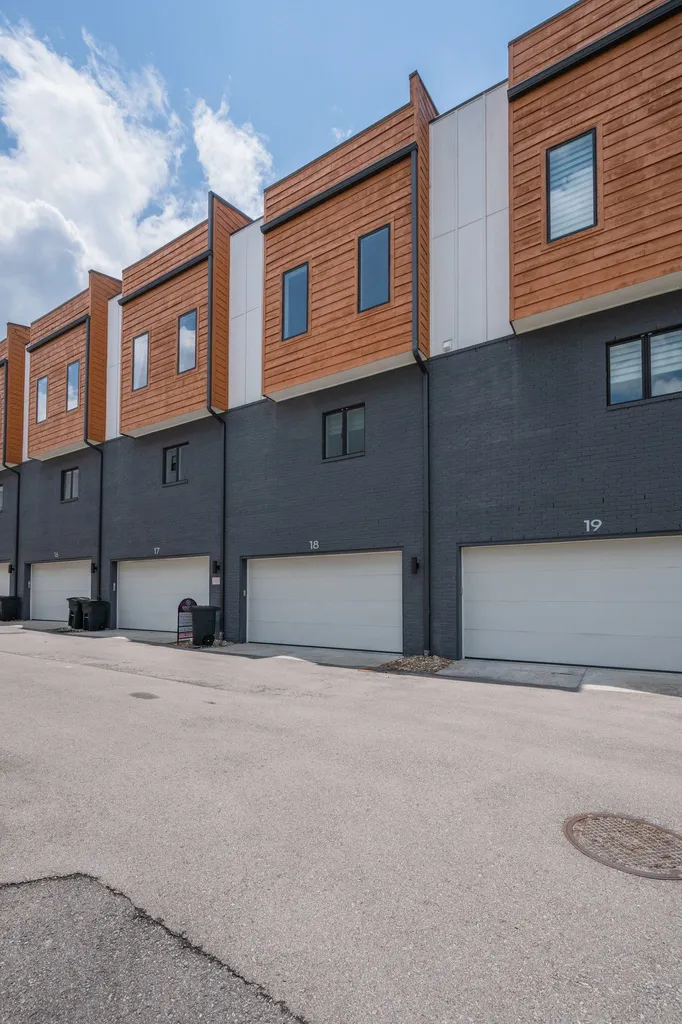 239 White Bridge Pike Nashville TN 37209