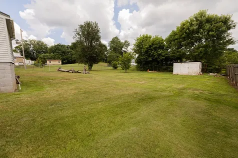 305 W Bronson Street Sparta TN 38583