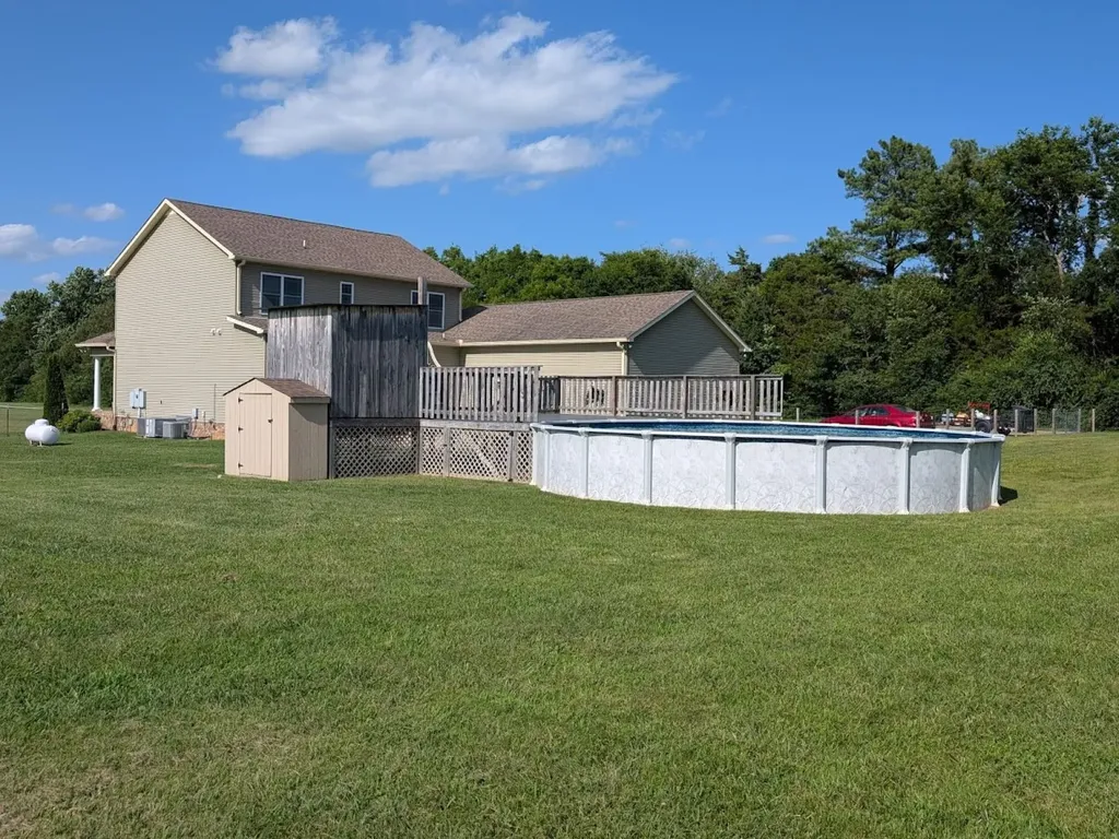 199 Walnut Grove Road Christiana TN 37037