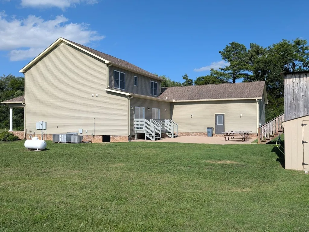 199 Walnut Grove Road Christiana TN 37037