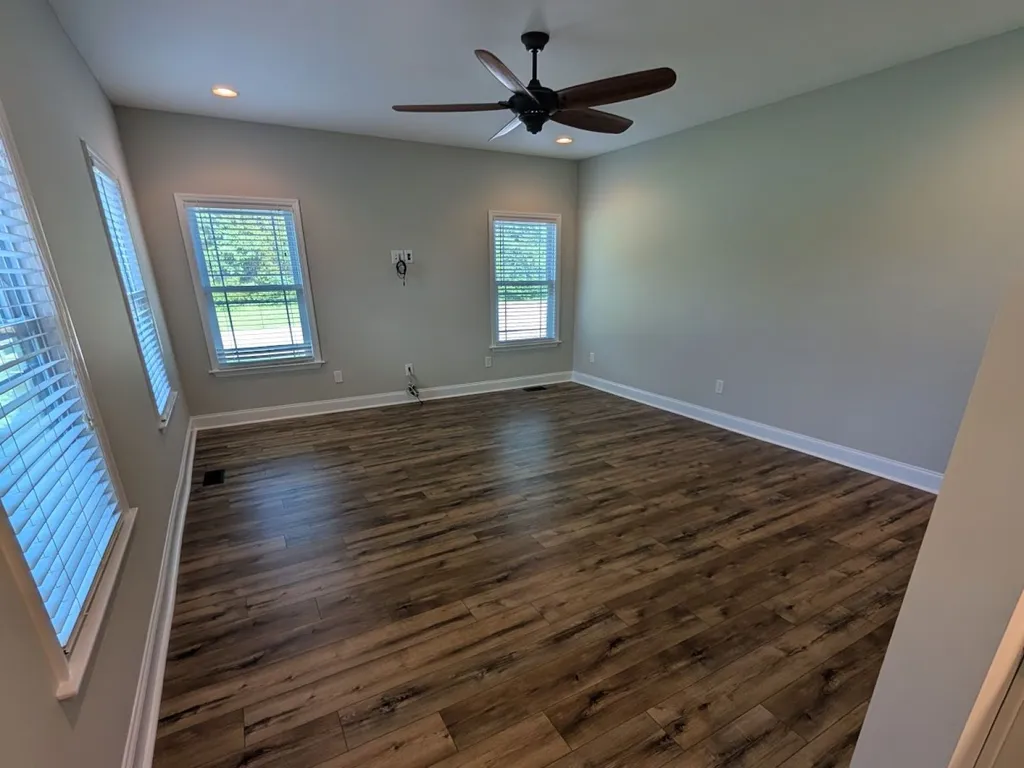 199 Walnut Grove Road Christiana TN 37037