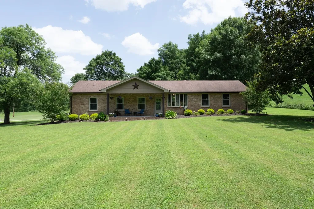 830 New Shackle Island Road Hendersonville TN 37075
