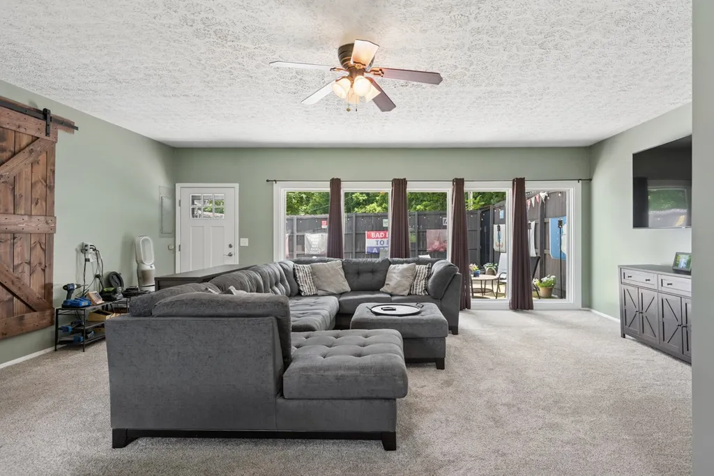 830 New Shackle Island Road Hendersonville TN 37075