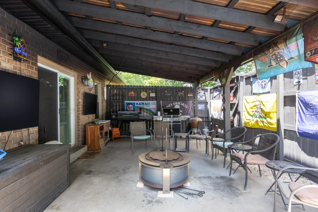 830 New Shackle Island Road Hendersonville TN 37075