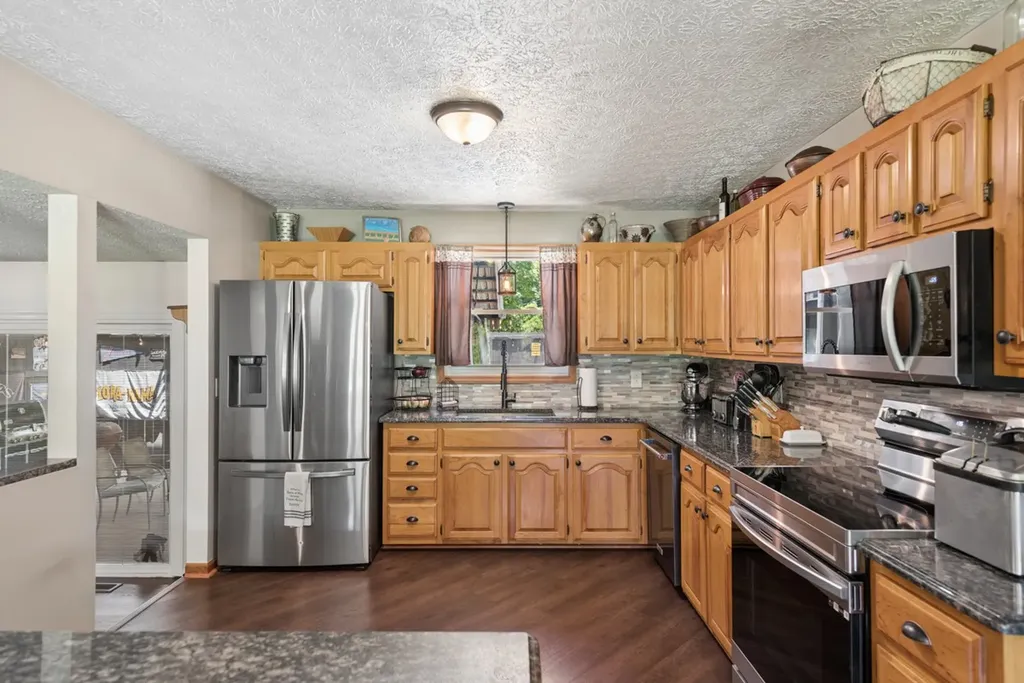 830 New Shackle Island Road Hendersonville TN 37075