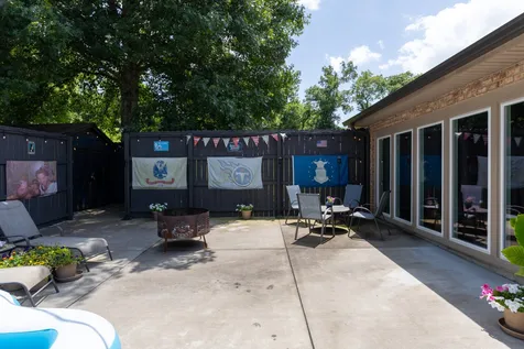 830 New Shackle Island Road Hendersonville TN 37075