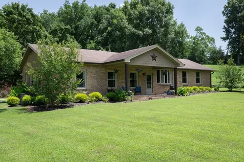 830 New Shackle Island Road Hendersonville TN 37075