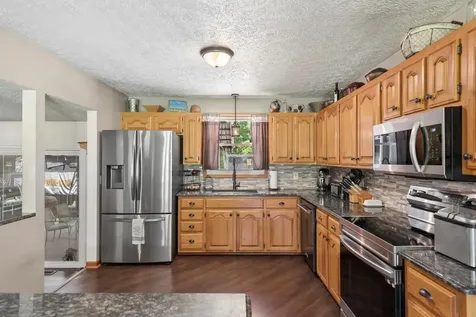 830 New Shackle Island Road Hendersonville TN 37075