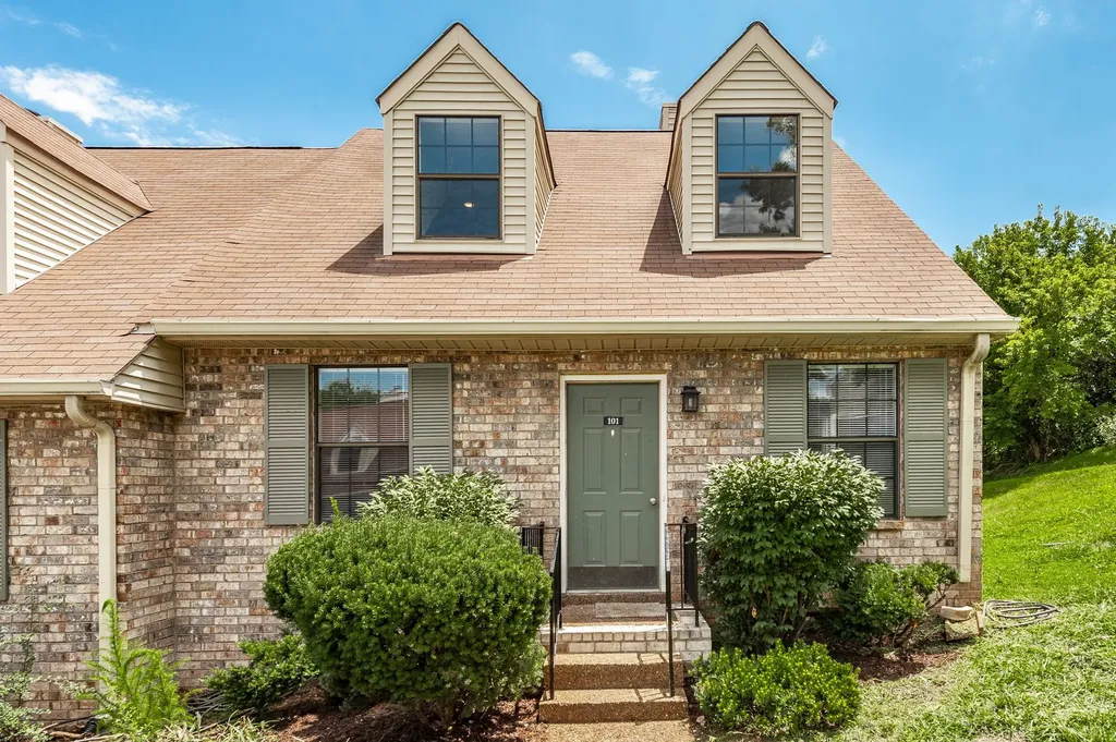 101 Deerpoint Lane Hendersonville TN 37075